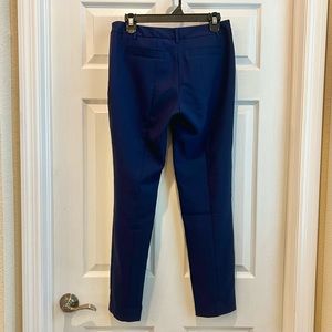 Adrienne Vittadini Navy Straight/Slim Pants Size 4